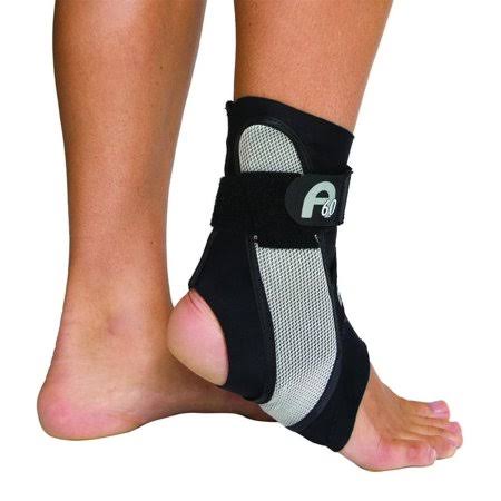 Ankle Support with Strap Closure D373423