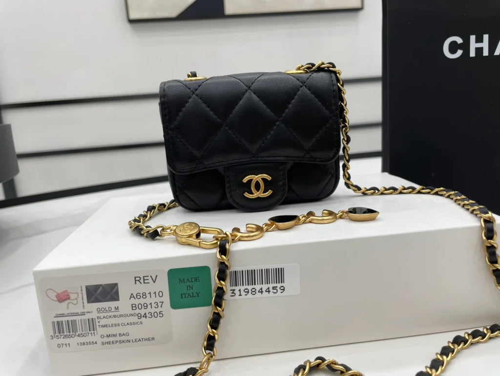 Black Mini Flap Bag G739