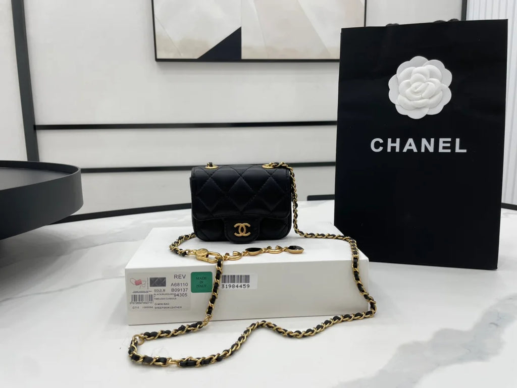 Black Mini Flap Bag G739