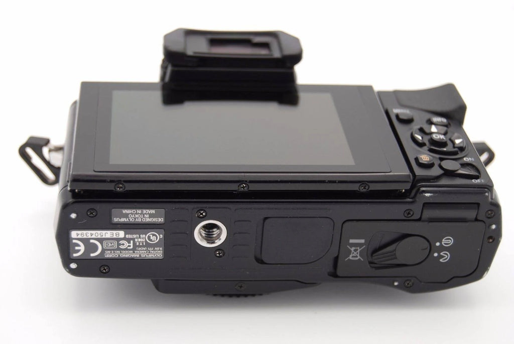 Black 16.1 MP Mirrorless Digital Camera Q45365