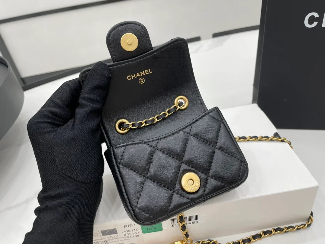 Black Mini Flap Bag G739