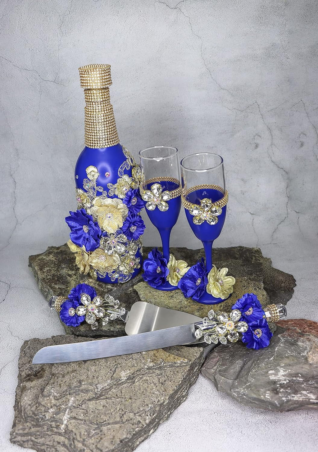Champagne Glasses Set Ivory Silver A893841