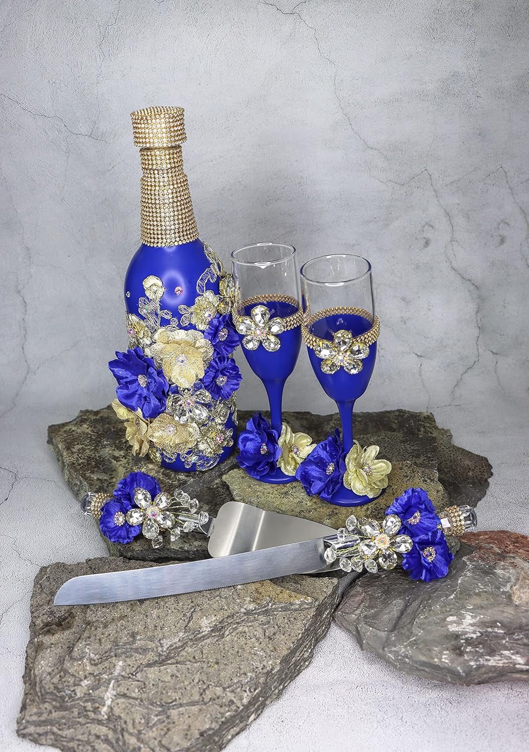 Champagne Glasses Set Ivory Silver A893841