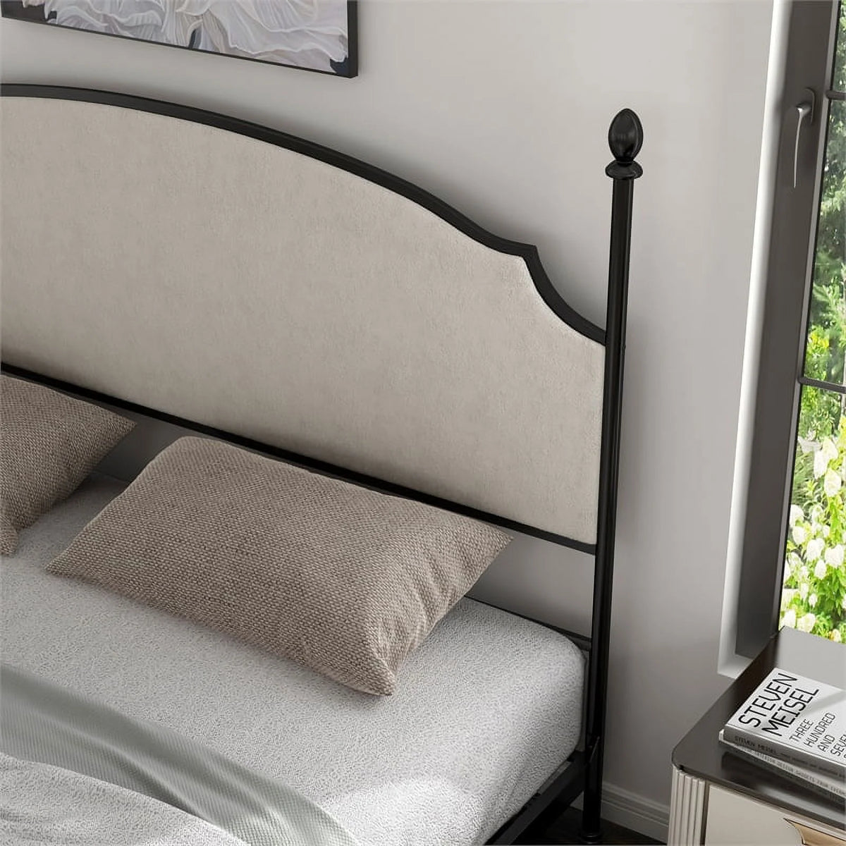 King Metal Bed H256363