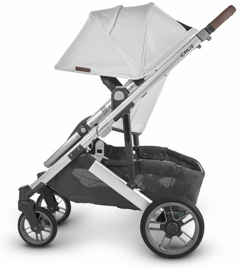 Cruz V2 Stroller + Bassinet Bundle H8274