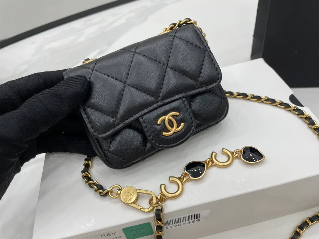 Black Mini Flap Bag G739