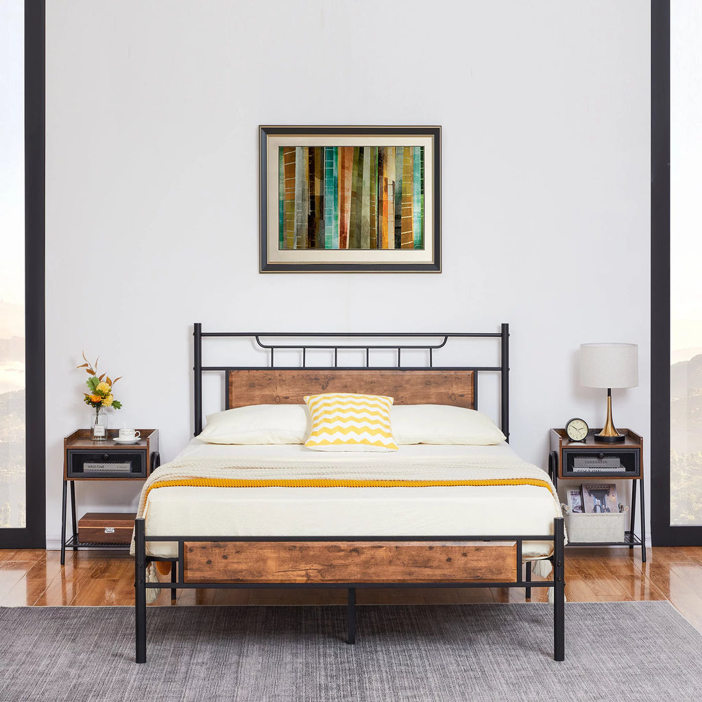 3-Piece Queen Bedroom Set with Nightstands E22094
