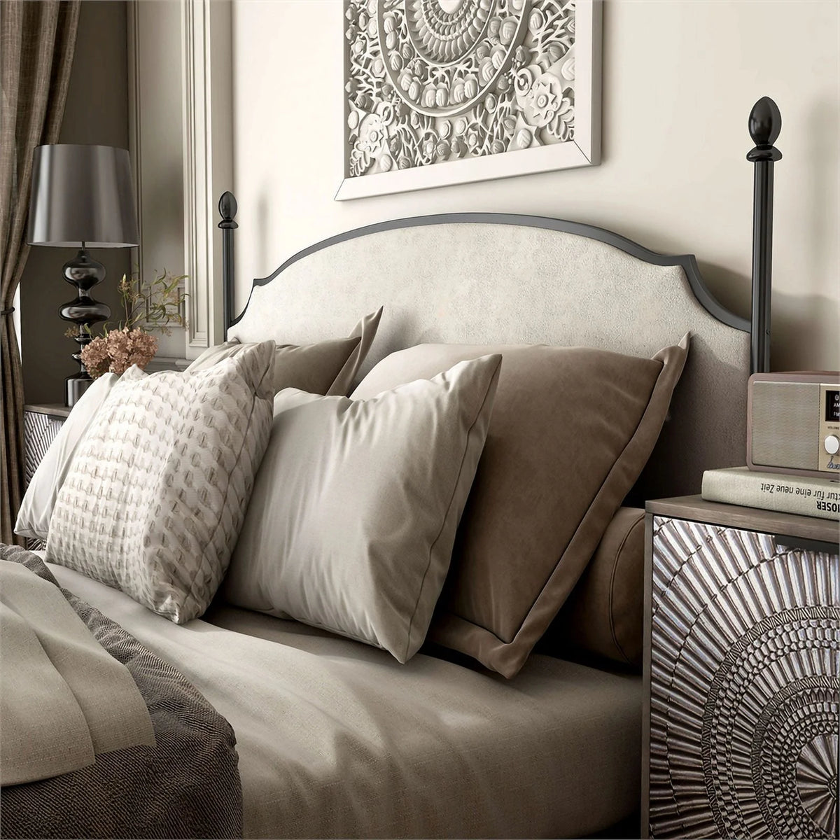 King Metal Bed H256363