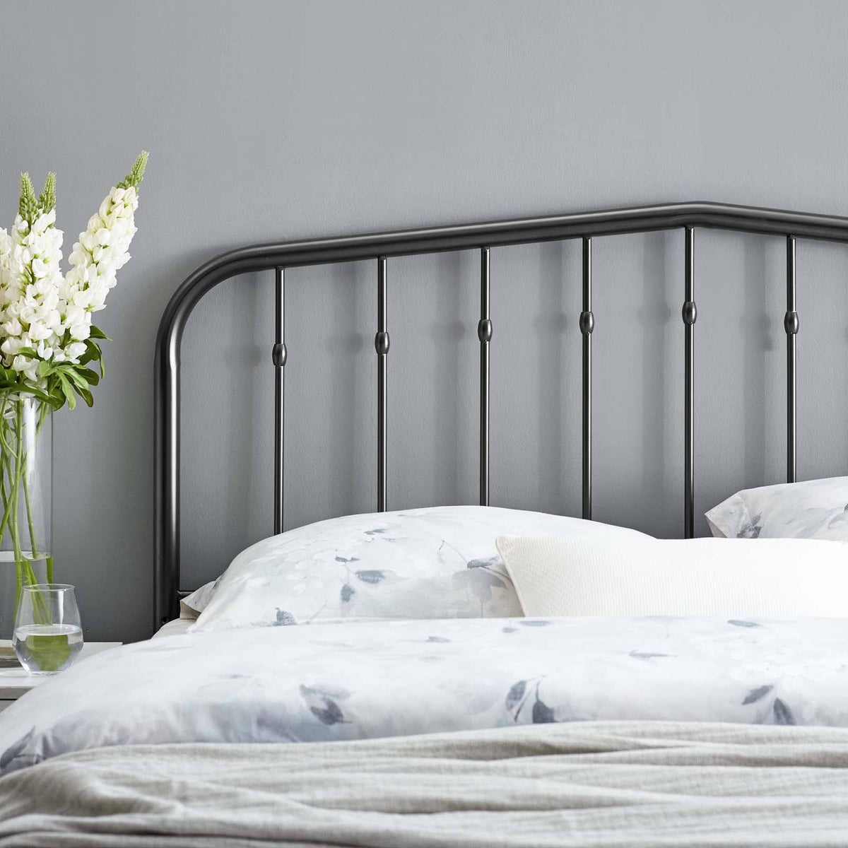 Black Queen Metal Headboard A3325