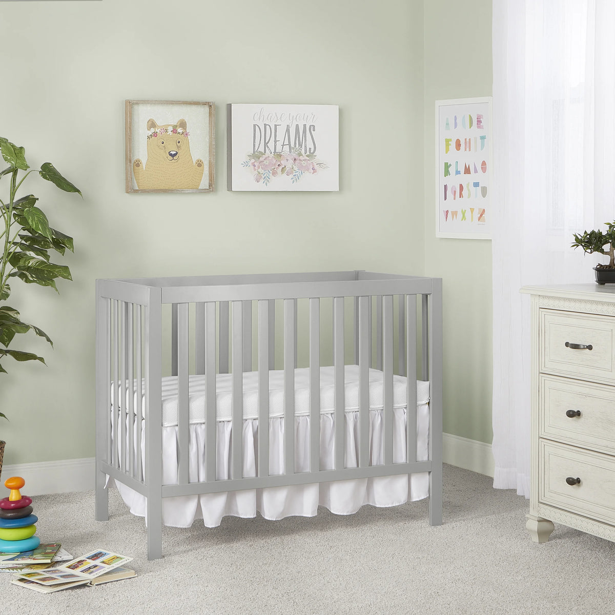 4-in-1 Convertible Mini Crib F2441
