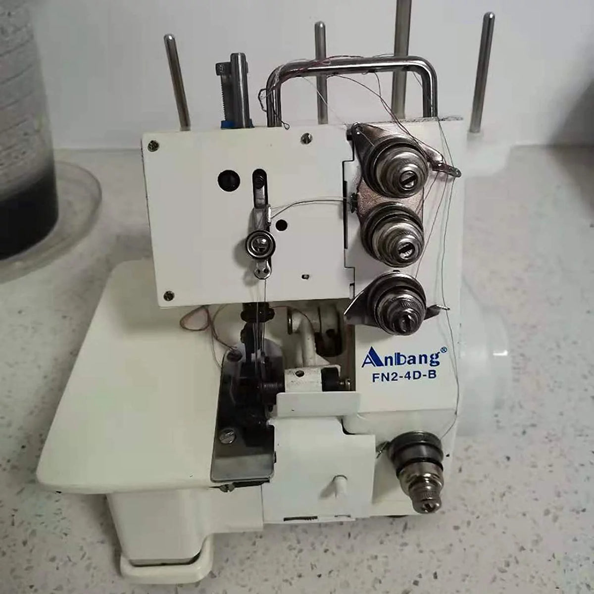 Four-Thread Overlock Serger Sewing Machine D85546